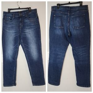 Banana Republic Girlfriend Jean. Size 32/14. Darkwash
